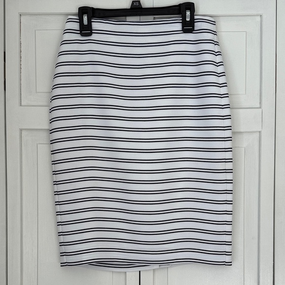 Banana Republic Dresses & Skirts - Banana Republic Striped Blue and White Pencil Skirt
